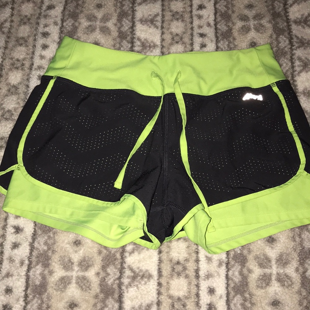 Active wear size Xs shorts